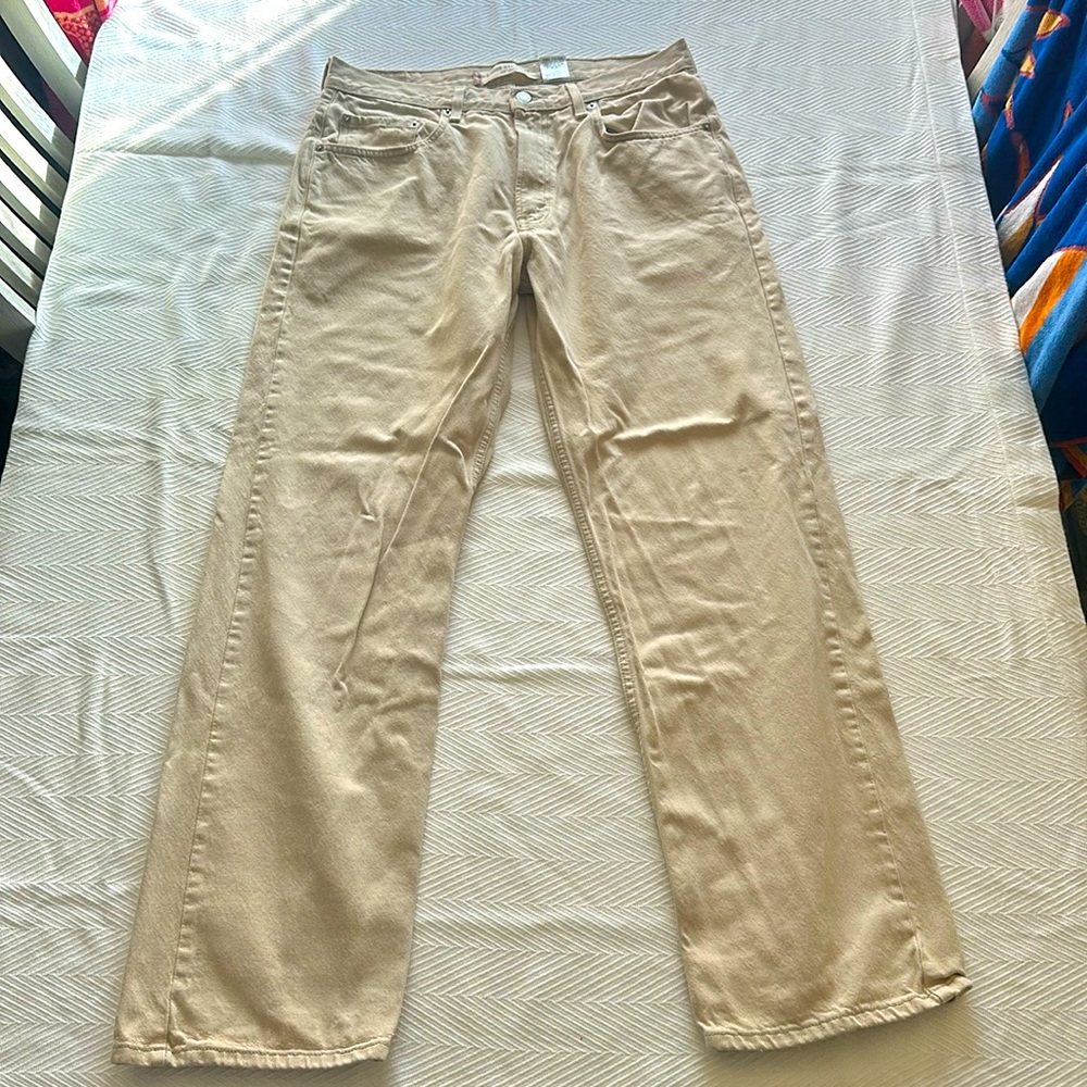 Levi 569
